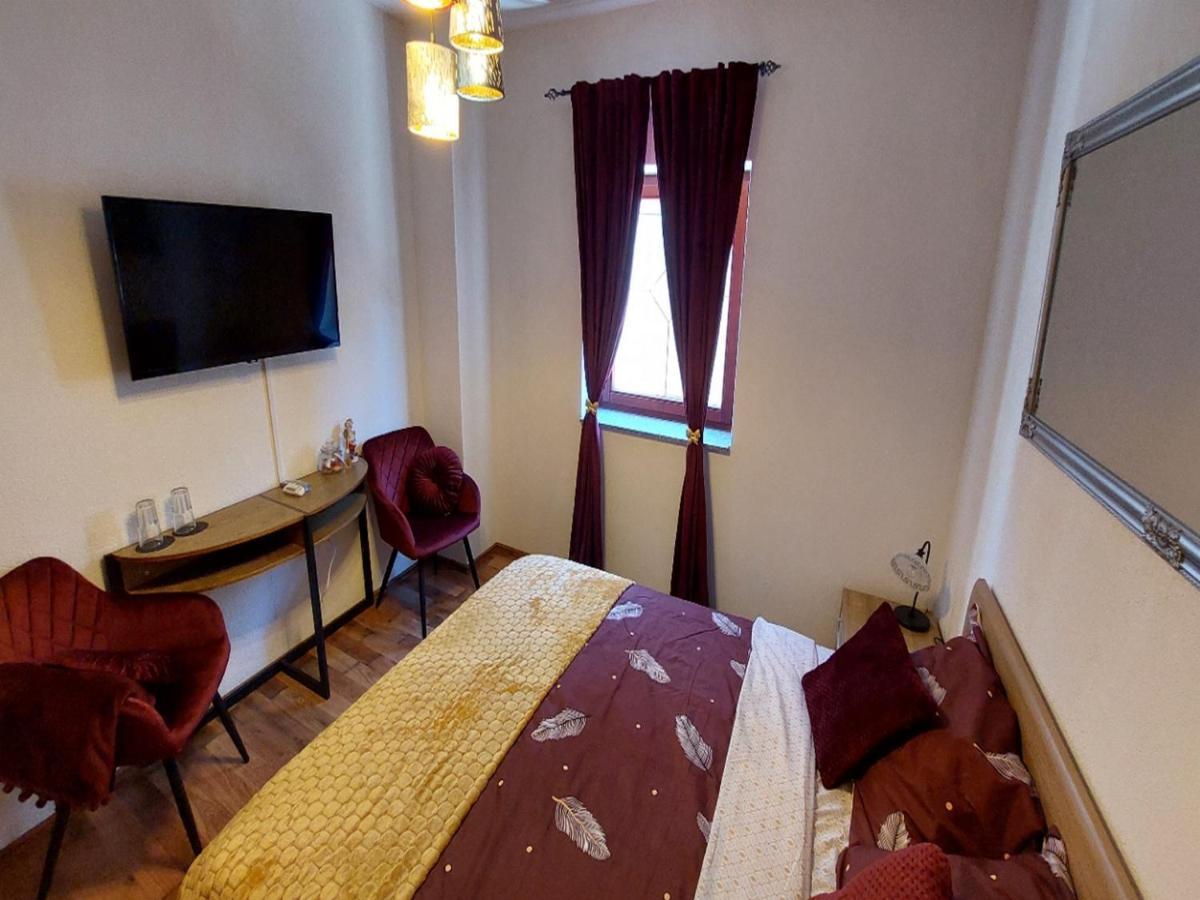 Rooms Argo Cres Eksteriør bilde